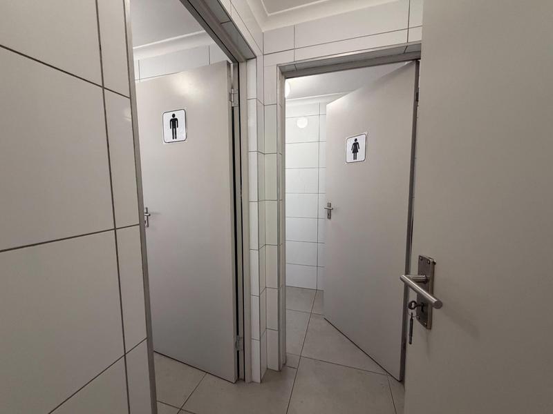 To Let Commercial Property for Rent in Walmer Eastern Cape